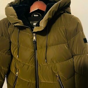 DKNY women’s hooded puffer